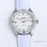 AAA Swiss Replica Blancpain Fifty-Fathoms 38 mm Bathyscaphe Watch in White Dial